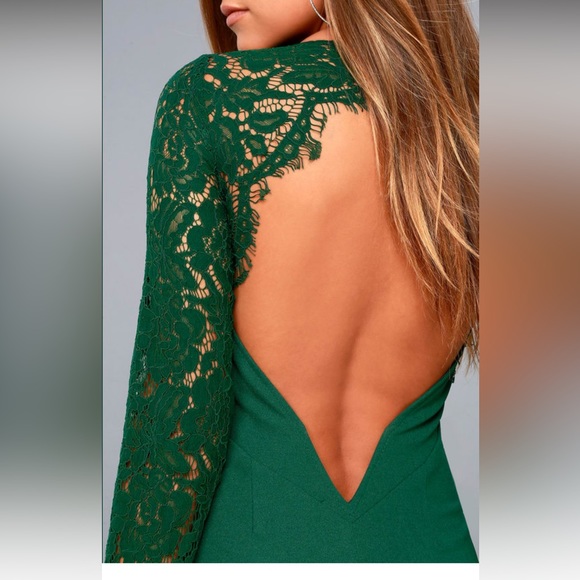 Lulus Mermaid Maxi with Lace sleeves. Size M. - Picture 3 of 6